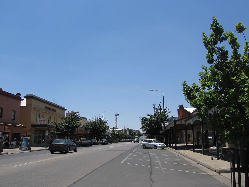 Sydney to Bourke Removalists