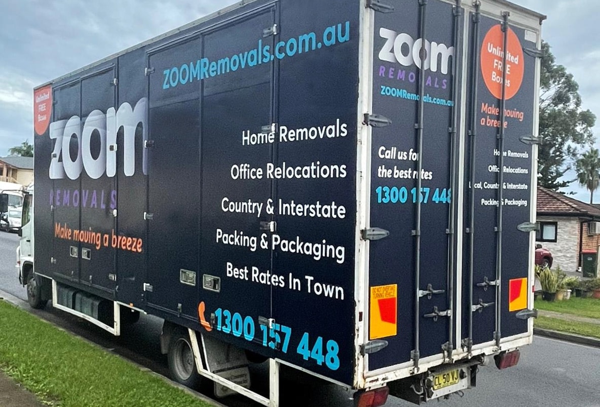 Removals truck zoom removals