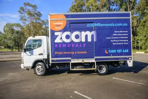 zoom-removals-moving-truck-small